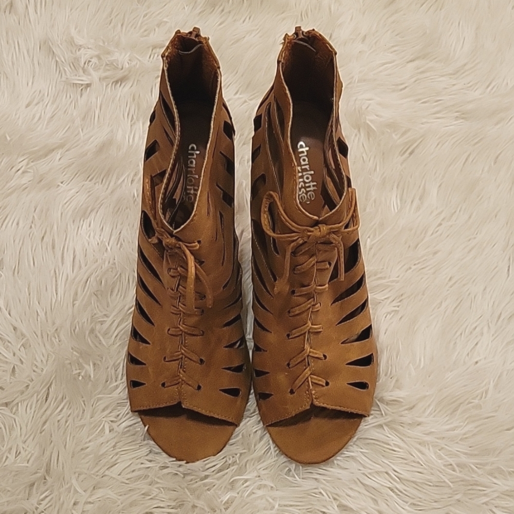 🌟 Cognac Color Peep Toe Wedges 🌟